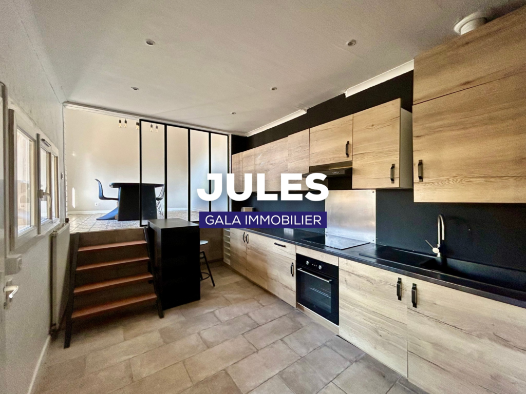Appartement avec piscine dans le centre-ville