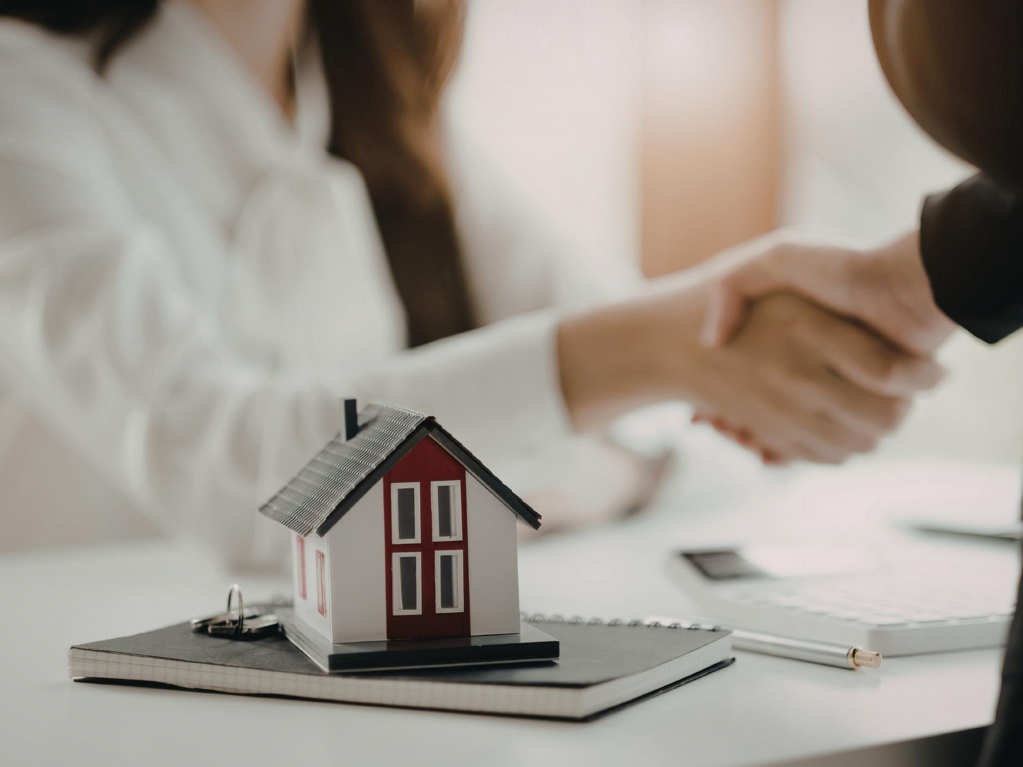 PHOTO_BLOG Investissement immobilier Narbonne : prix accessibles, fort potentiel locatif, cadre de vie exceptionnel. GALA Patrimoine t'accompagne pour structurer ton projet.