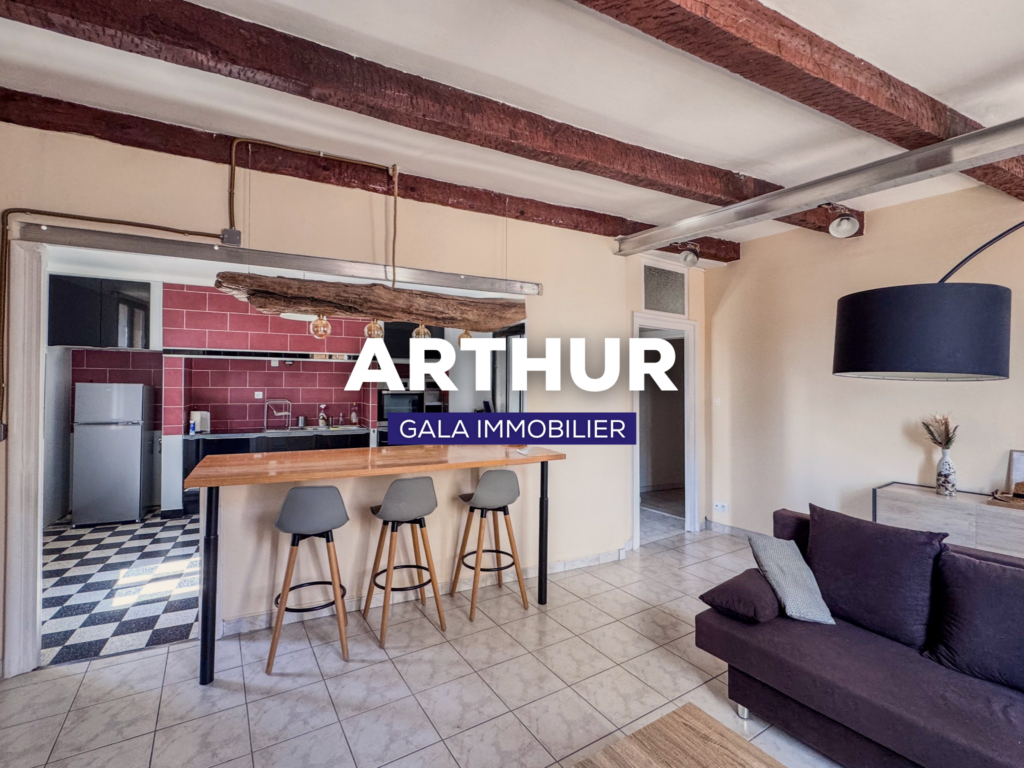 ARTHUR   T2 avec garage en centre-ville