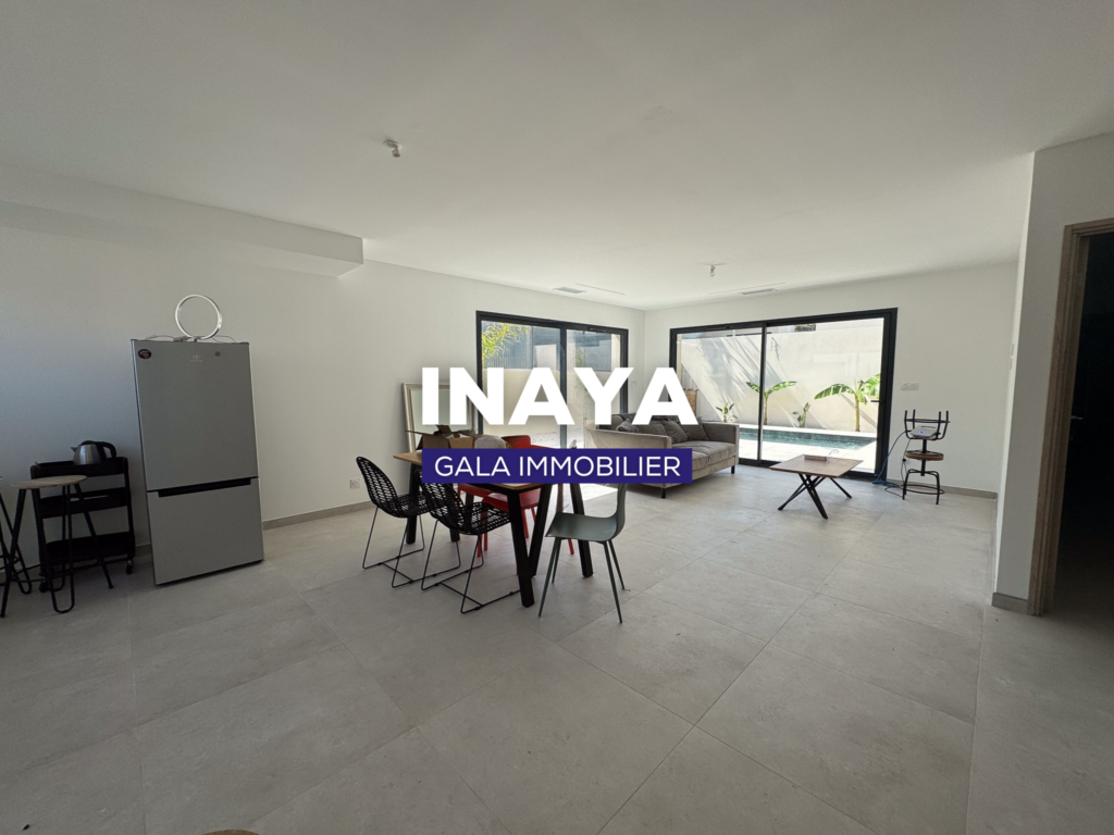 INAYA   Villa récente avec piscine à Narbonne