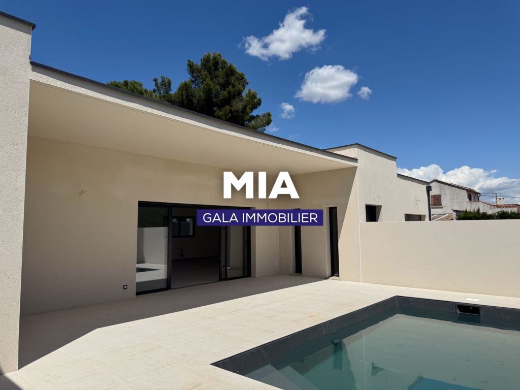 MIA   Villa moderne de plain-pied avec piscine