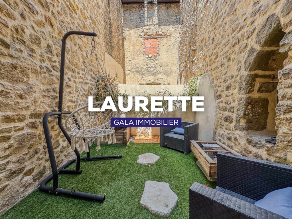 Laurette    Maison en pierre, terrasses et dépendance